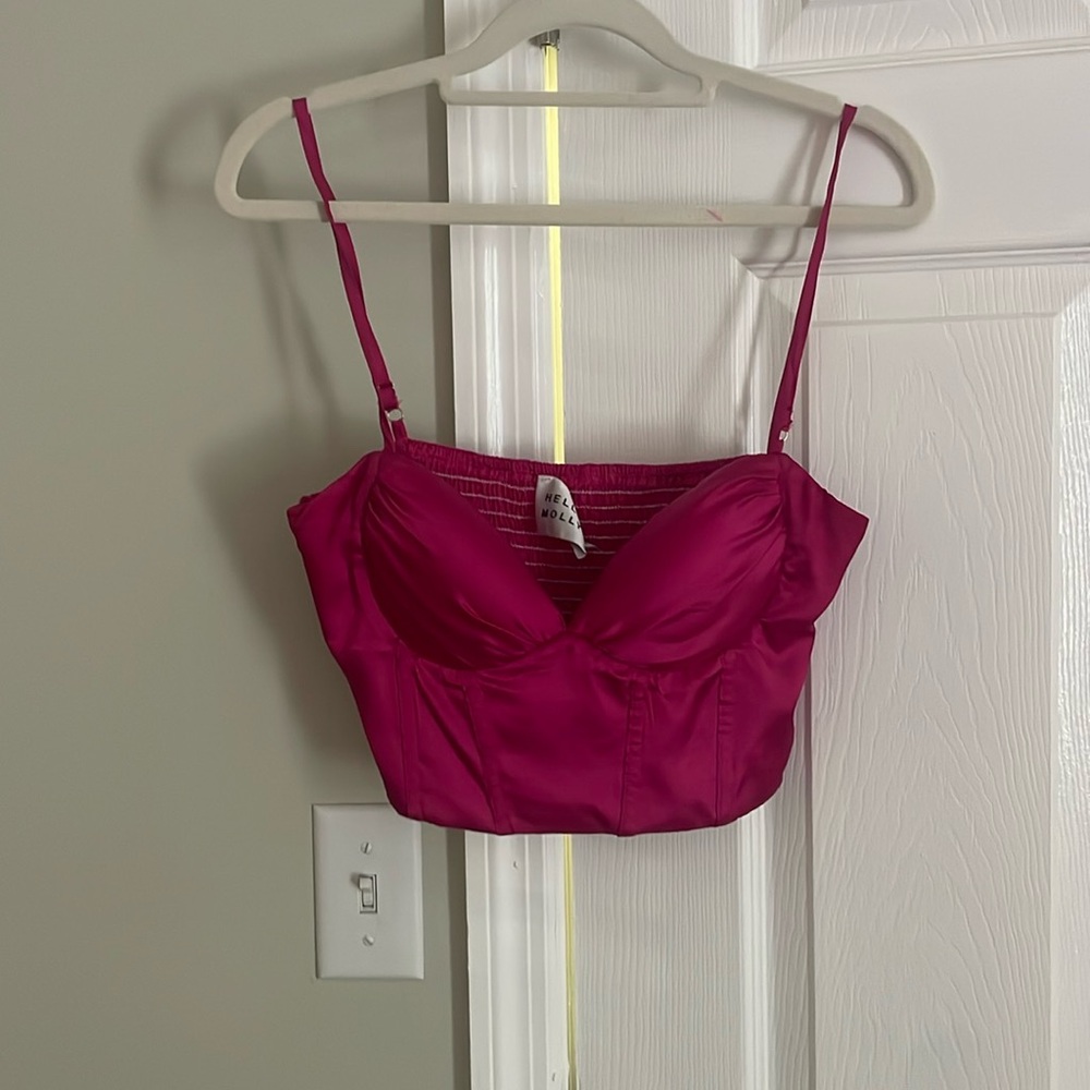 Hello molly crop top